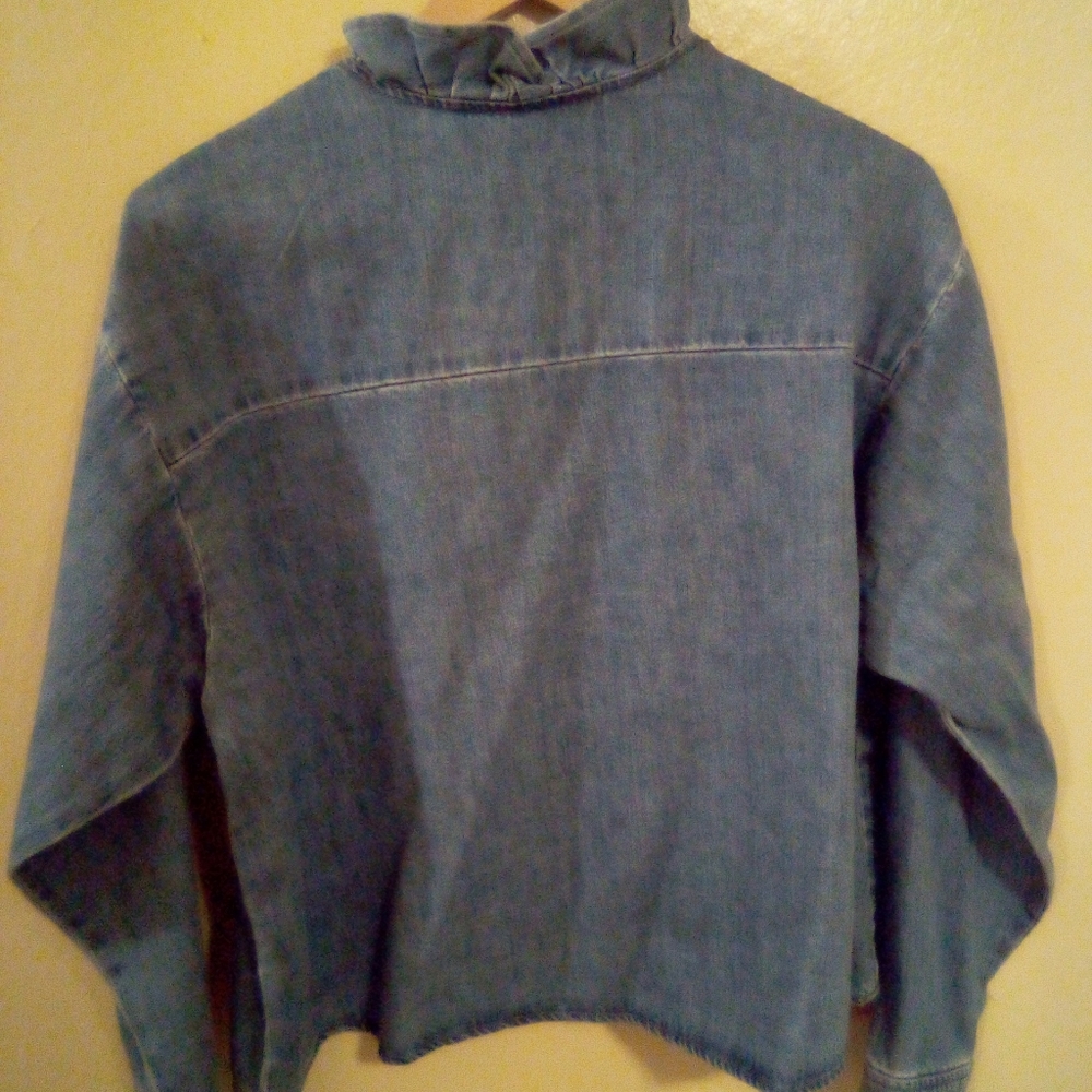 H&M Shirt - Picture 5 of 5